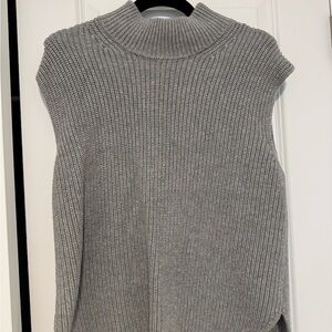 Abercrombie Women's Sweater
